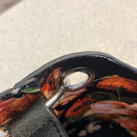 Carlos Santana Bag - Picture 15 of 16